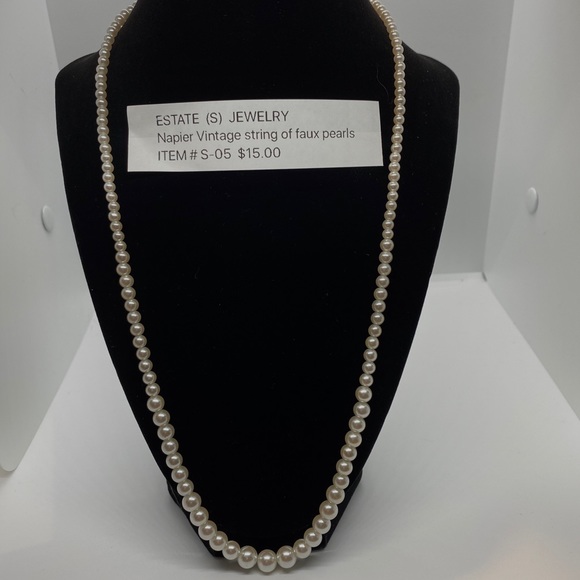 Napier Jewelry - Vintage Napier String of Faux Pearls